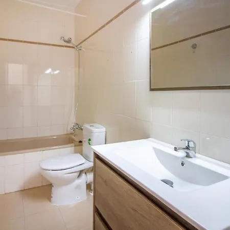 Pet Friendly In With Kitchenette
