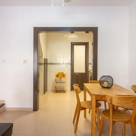 Holiday home Pet Friendly In With Kitchenette *