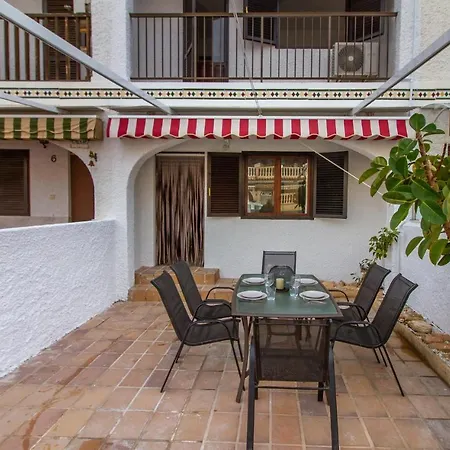 Holiday home Pet Friendly In With Kitchenette