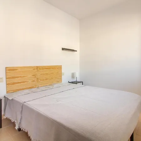 Pet Friendly In With Kitchenette *